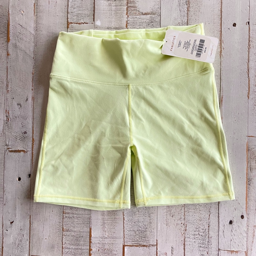 Boost PowerHold® High-Waisted 6"' Short